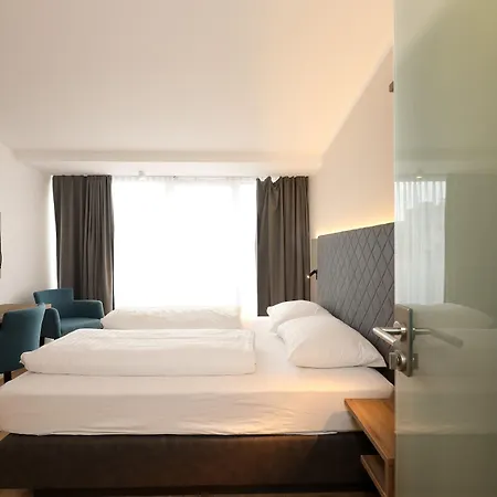 Jedermann Boutiquehotel Mit Stadtgarten