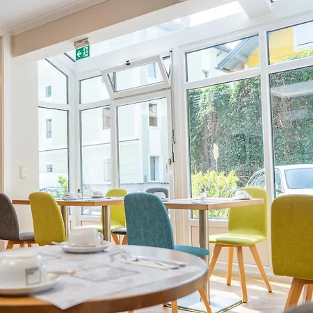 Szálloda Jedermann Boutiquehotel Mit Stadtgarten