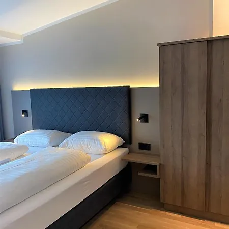 Hotel Jedermann Boutiquehotel Mit Stadtgarten Salzburg