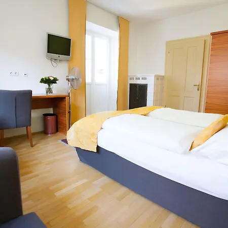 Jedermann Boutiquehotel Mit Stadtgarten Salzburg