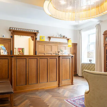Jedermann Boutiquehotel Mit Stadtgarten