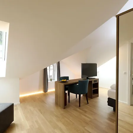 Jedermann Boutiquehotel Mit Stadtgarten Hotel 3*